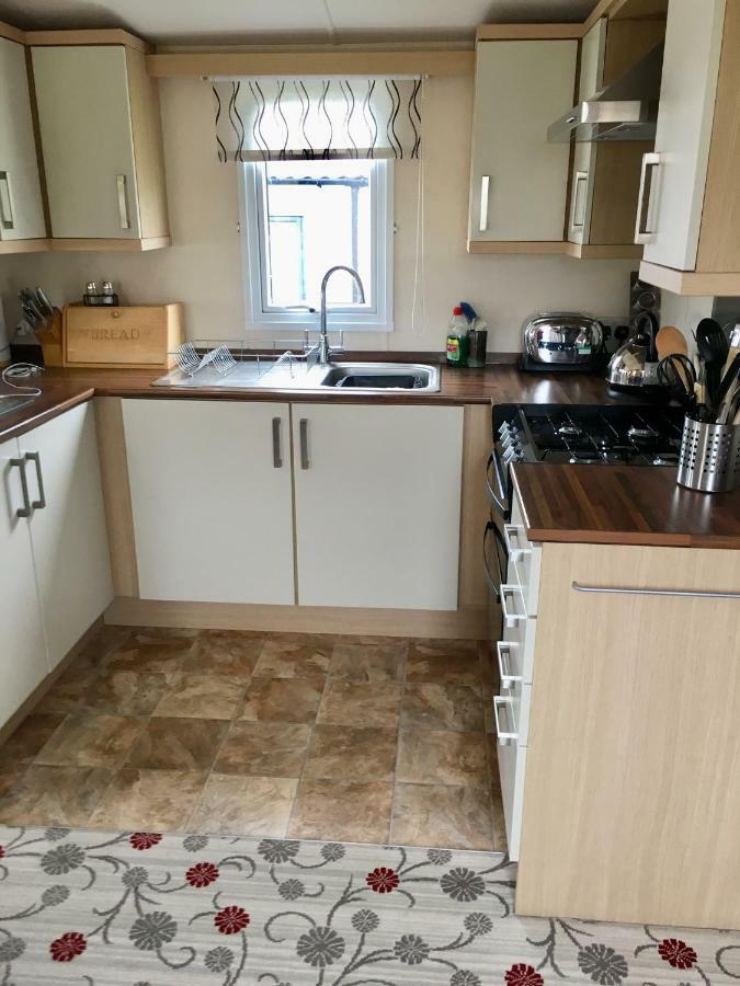 Swanage Caravan Hotel ภายนอก รูปภาพ